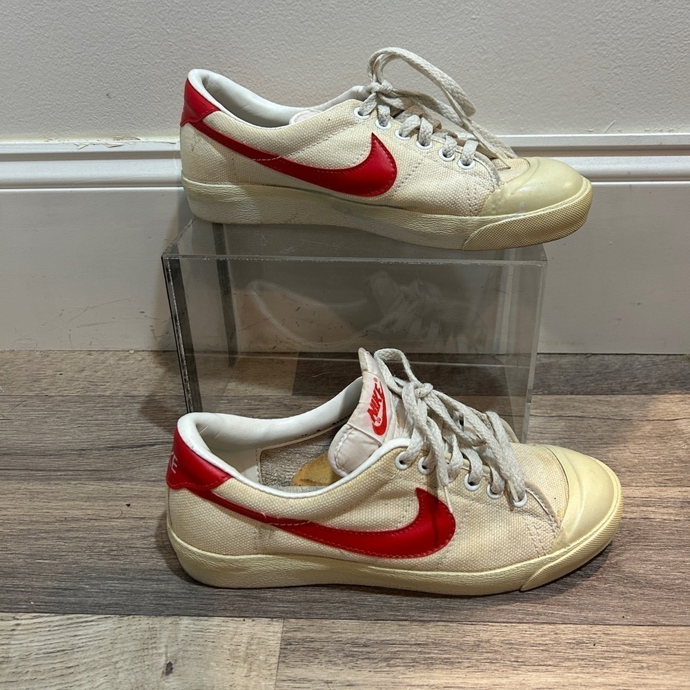Vintage Nike Court Canvas Sneaker Size 8